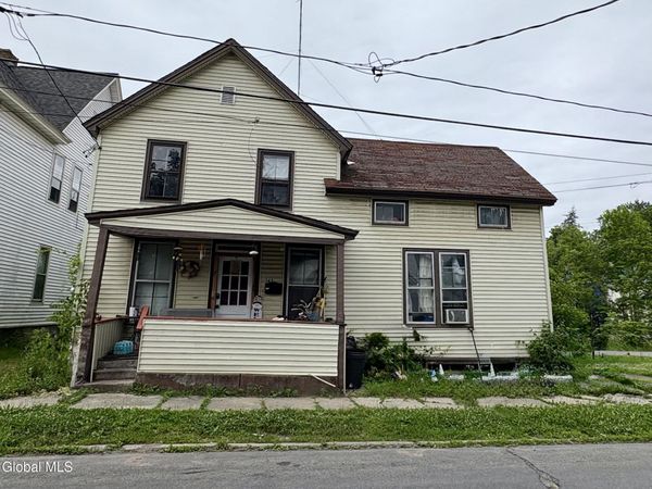 147 N Arlington Avenue, Gloversville, NY 12078