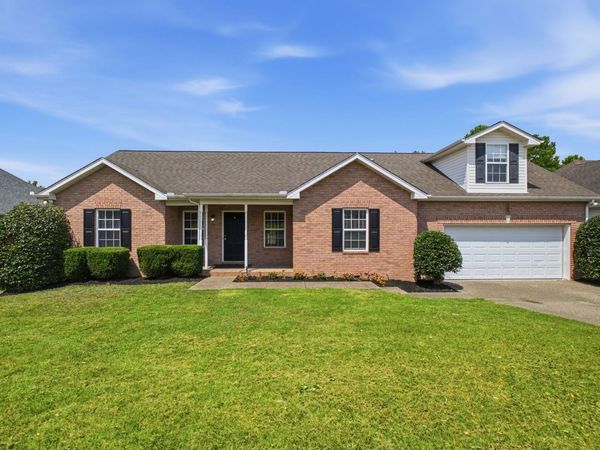 106 Cambridge Dr , Gallatin, TN 37066
