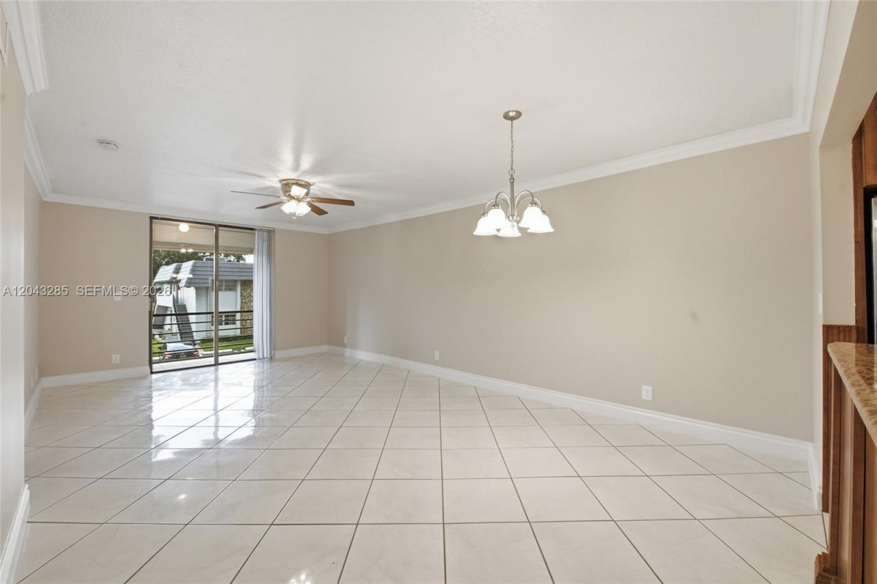 3361 NW 85th Ave, Unit 205, Coral Springs, FL 33065 Photo