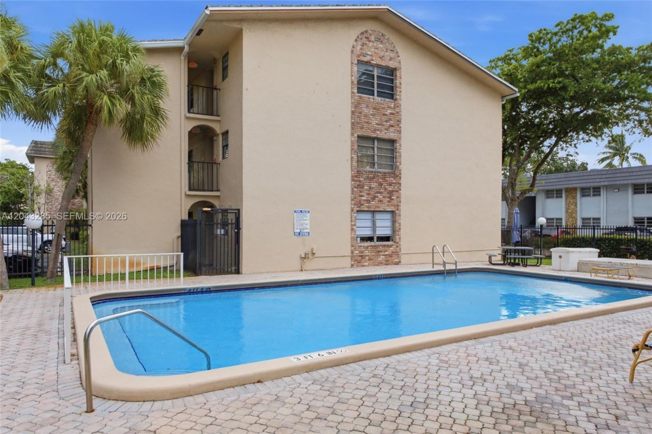 3361 NW 85th Ave, Unit 205, Coral Springs, FL 33065 Photo
