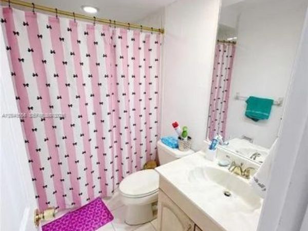 13953 Kendale Lakes Cir , Unit 410B, Miami, FL 33183
