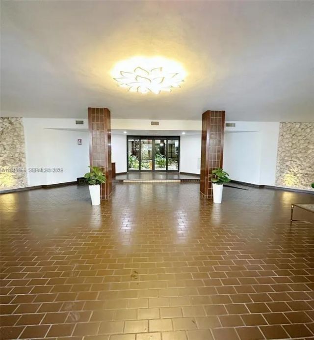 13953 Kendale Lakes Cir , Unit 410B, Miami, FL 33183 Photo