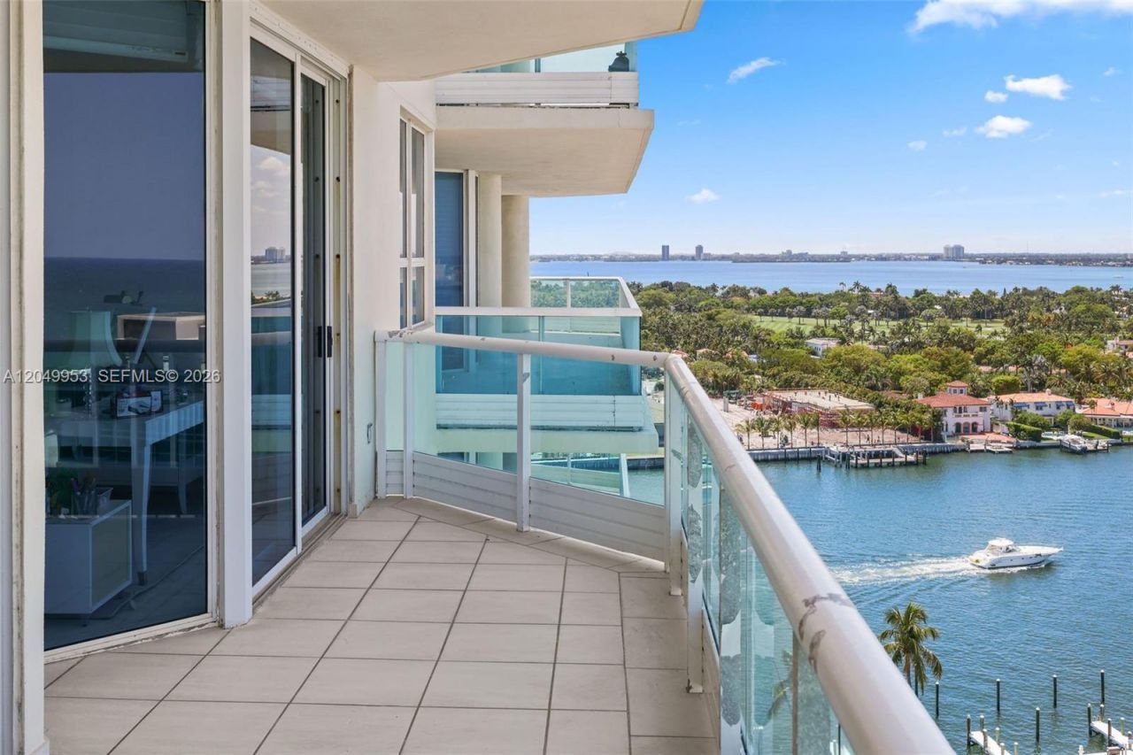 5025 Collins Ave , Unit 1707, Miami Beach, FL 33140 Photo