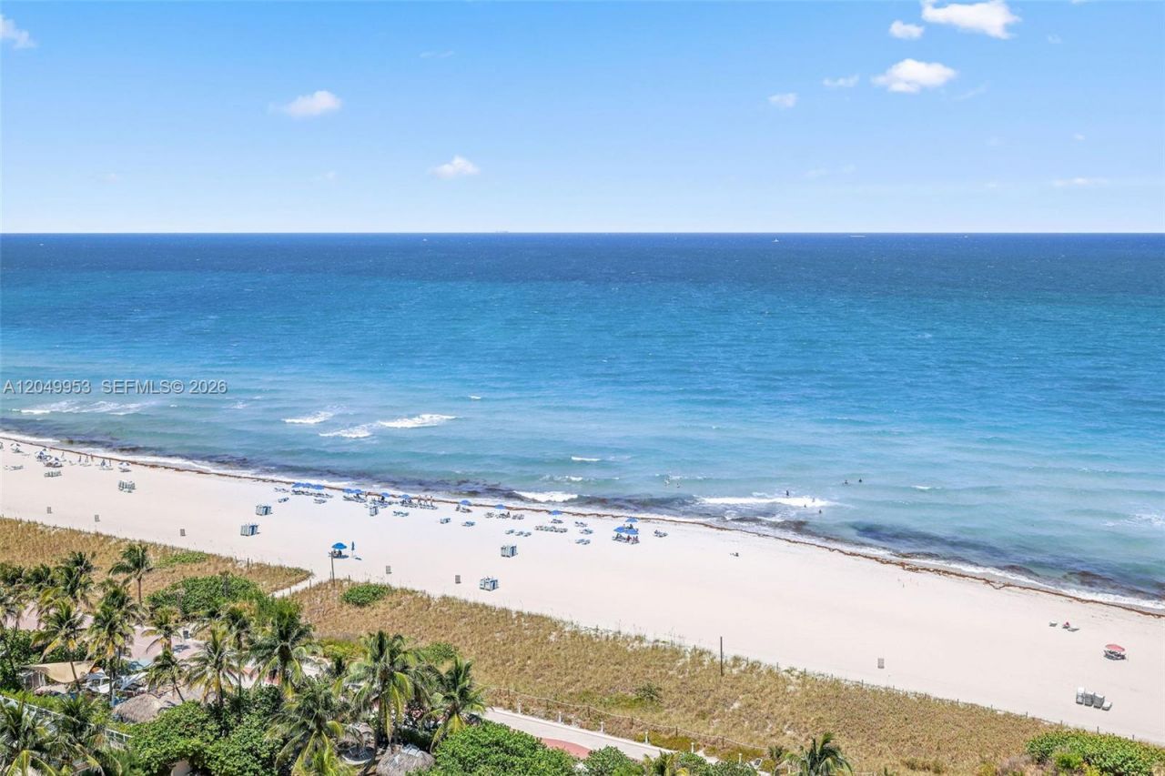 5025 Collins Ave , Unit 1707, Miami Beach, FL 33140 Photo
