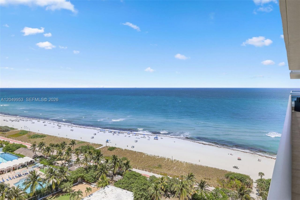 5025 Collins Ave , Unit 1707, Miami Beach, FL 33140 Photo
