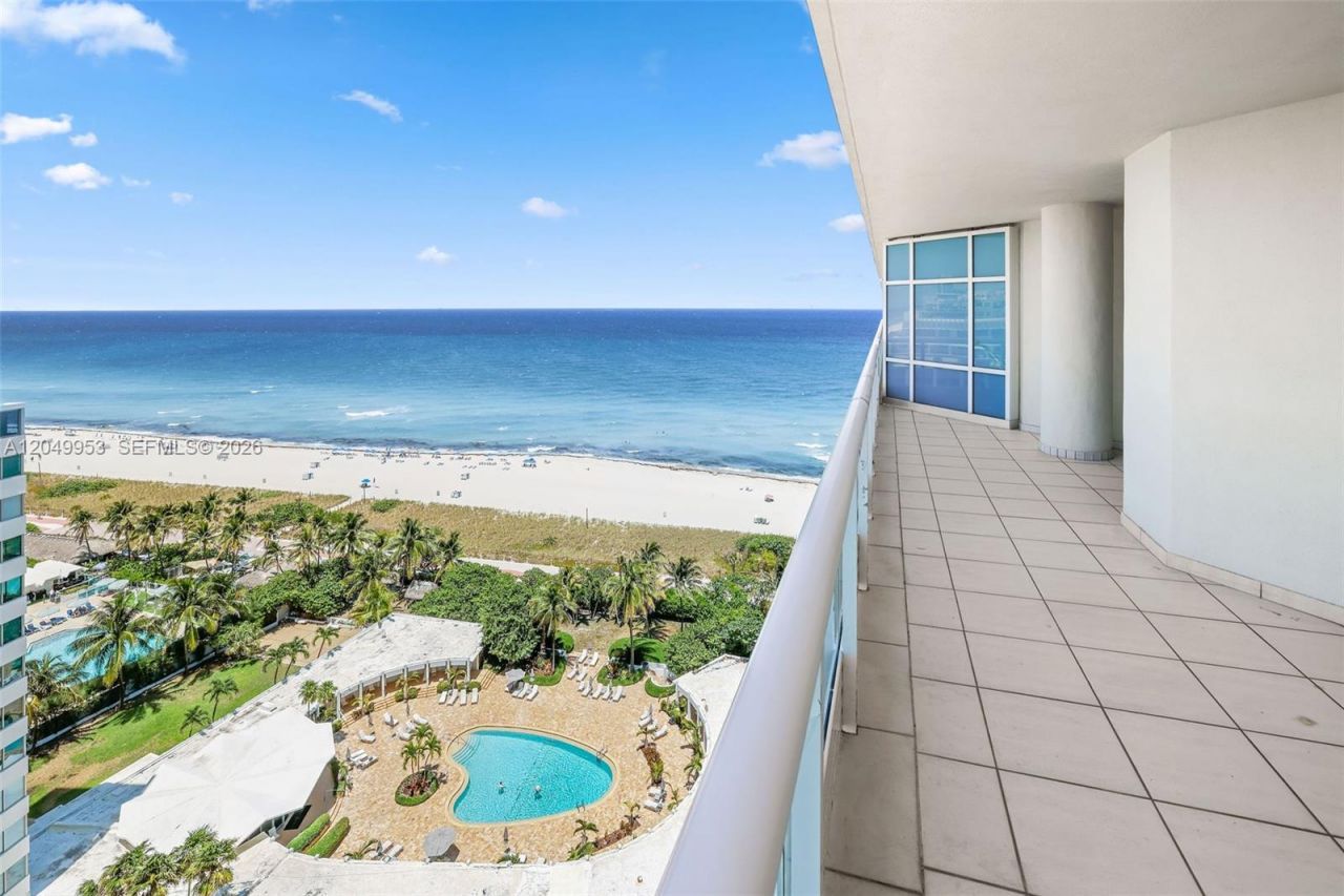 5025 Collins Ave , Unit 1707, Miami Beach, FL 33140 Photo
