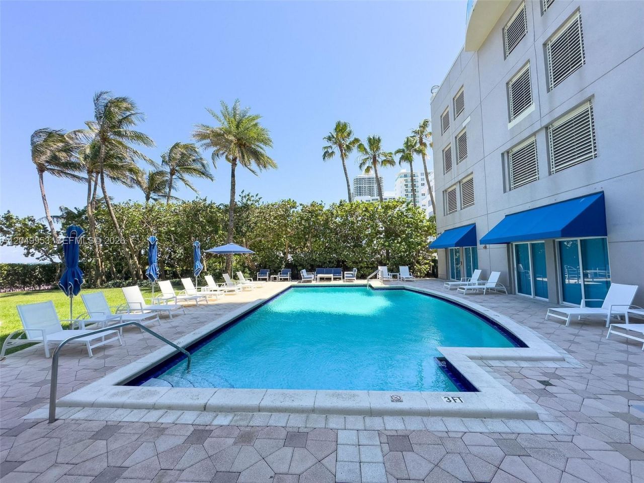 5025 Collins Ave , Unit 1707, Miami Beach, FL 33140 Photo