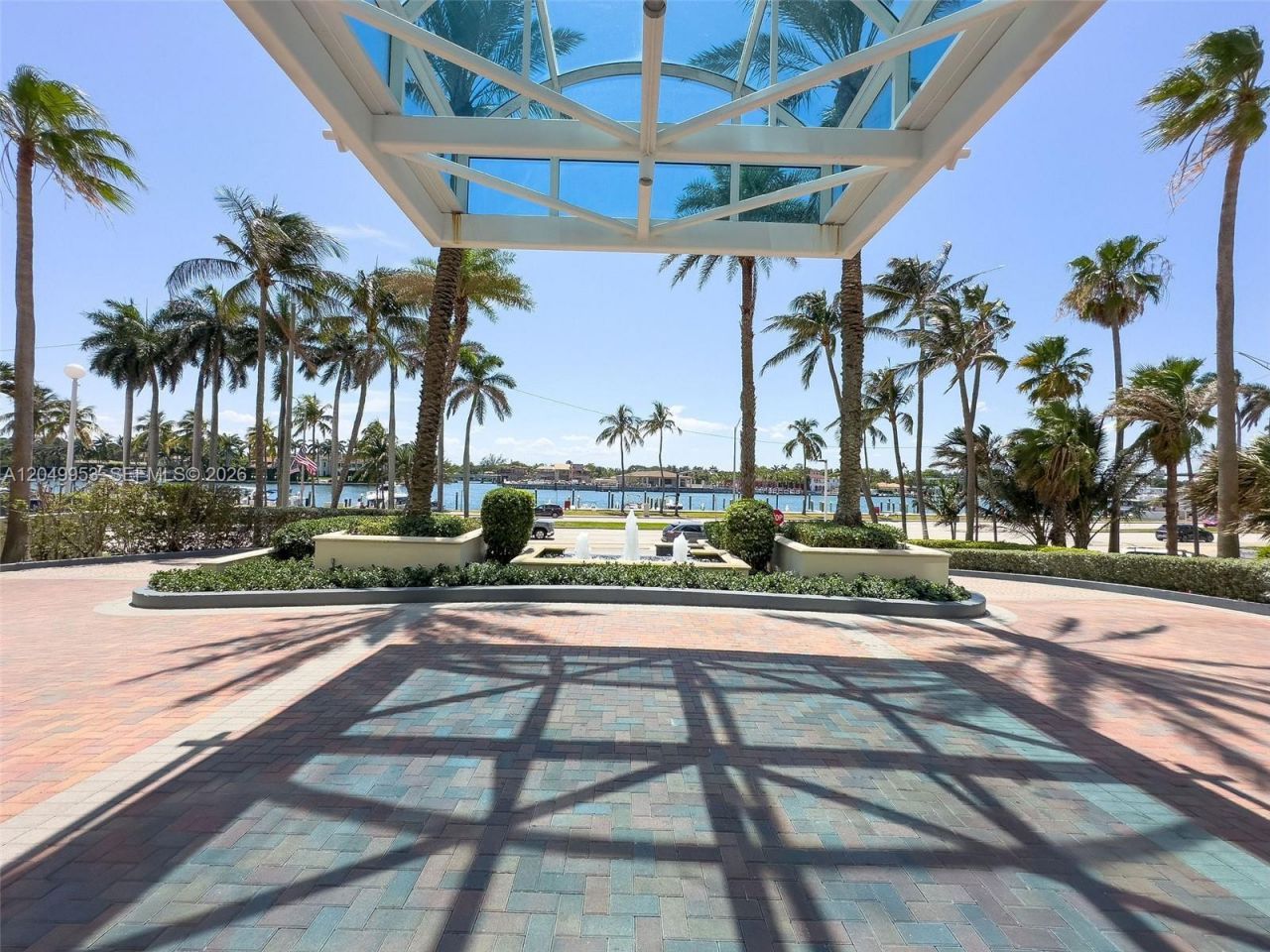 5025 Collins Ave , Unit 1707, Miami Beach, FL 33140 Photo