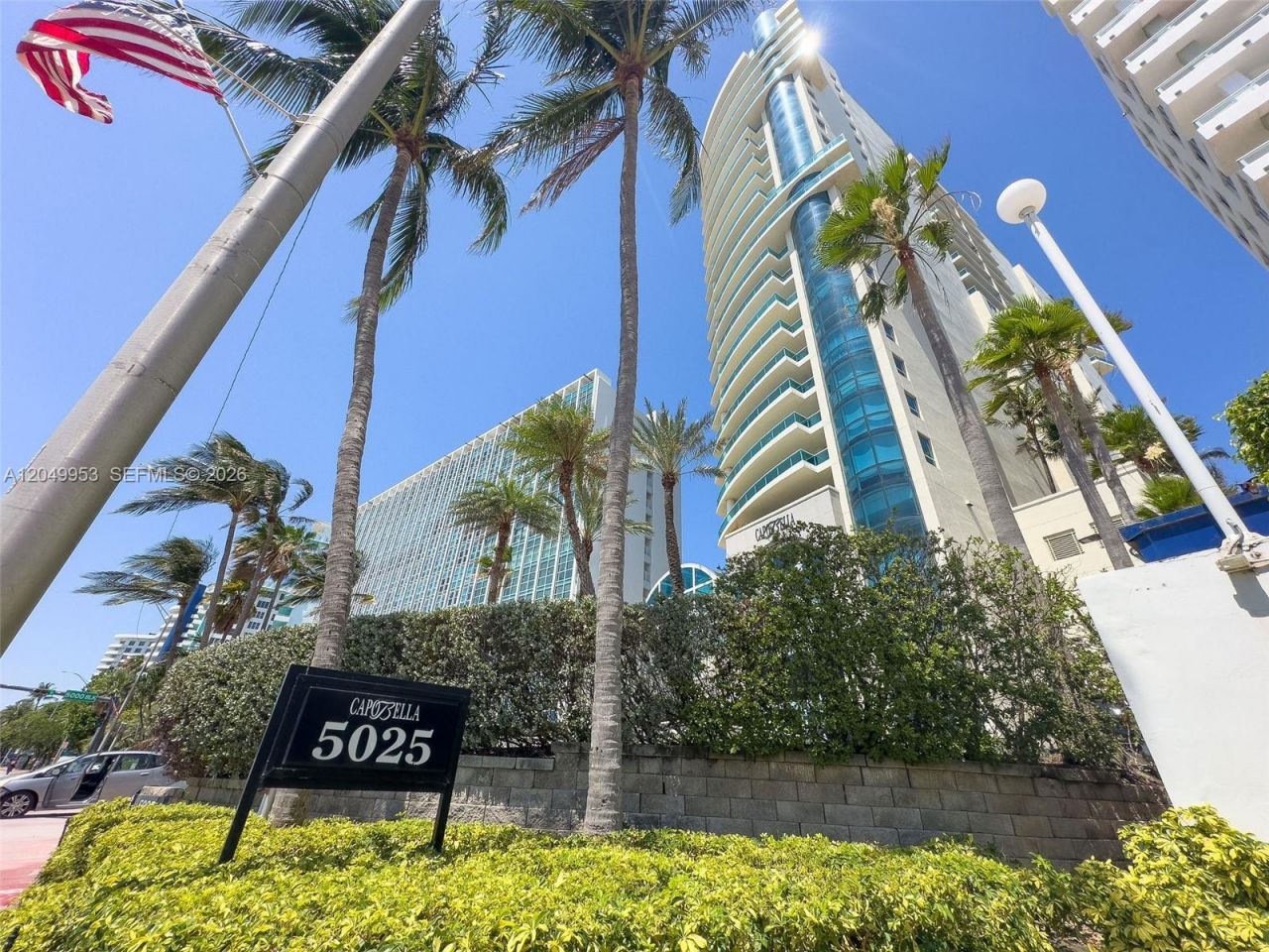 5025 Collins Ave , Unit 1707, Miami Beach, FL 33140 Photo