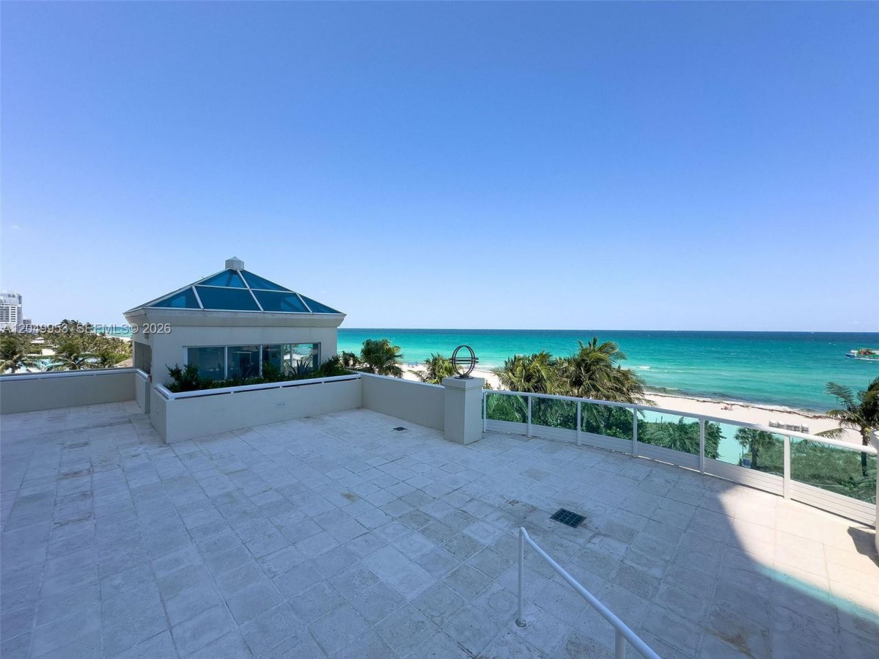 5025 Collins Ave , Unit 1707, Miami Beach, FL 33140 Photo