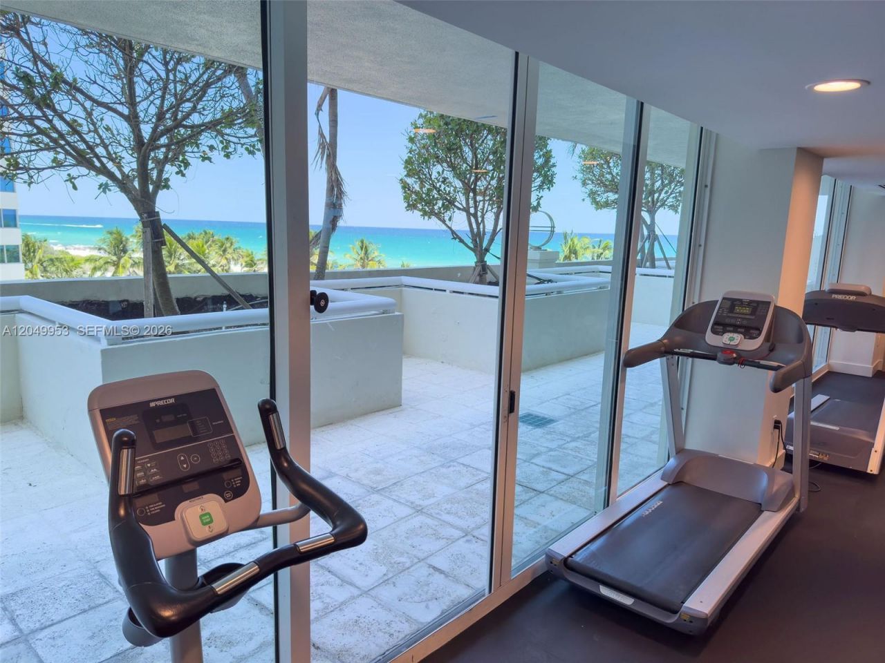 5025 Collins Ave , Unit 1707, Miami Beach, FL 33140 Photo