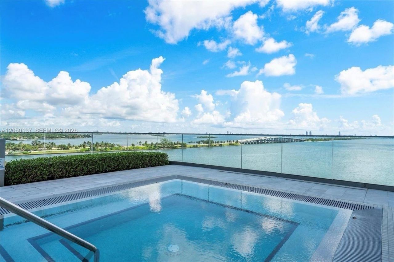 3131 NE 7th Ave, Unit 306, Miami, FL 33137 Photo