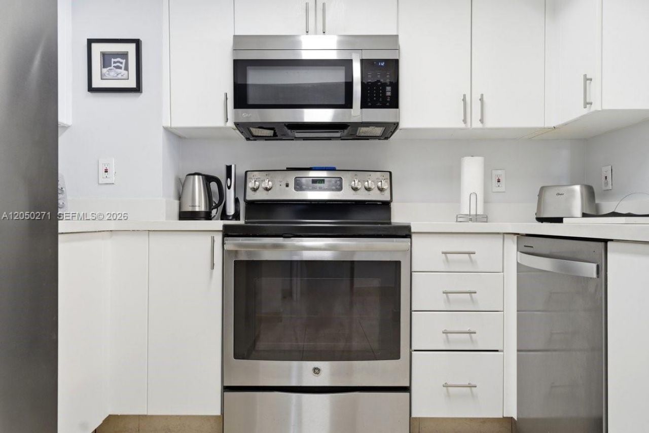 17375 Collins Ave , Unit 1506, Sunny Isles Beach, FL 33160 Photo