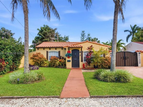 2538 Liberty St , Hollywood, FL 33020