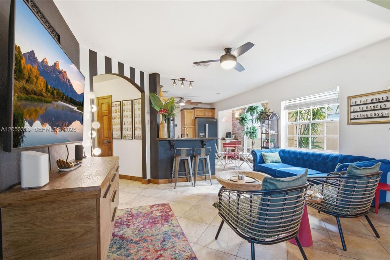 2538 Liberty St , Hollywood, FL 33020 Photo