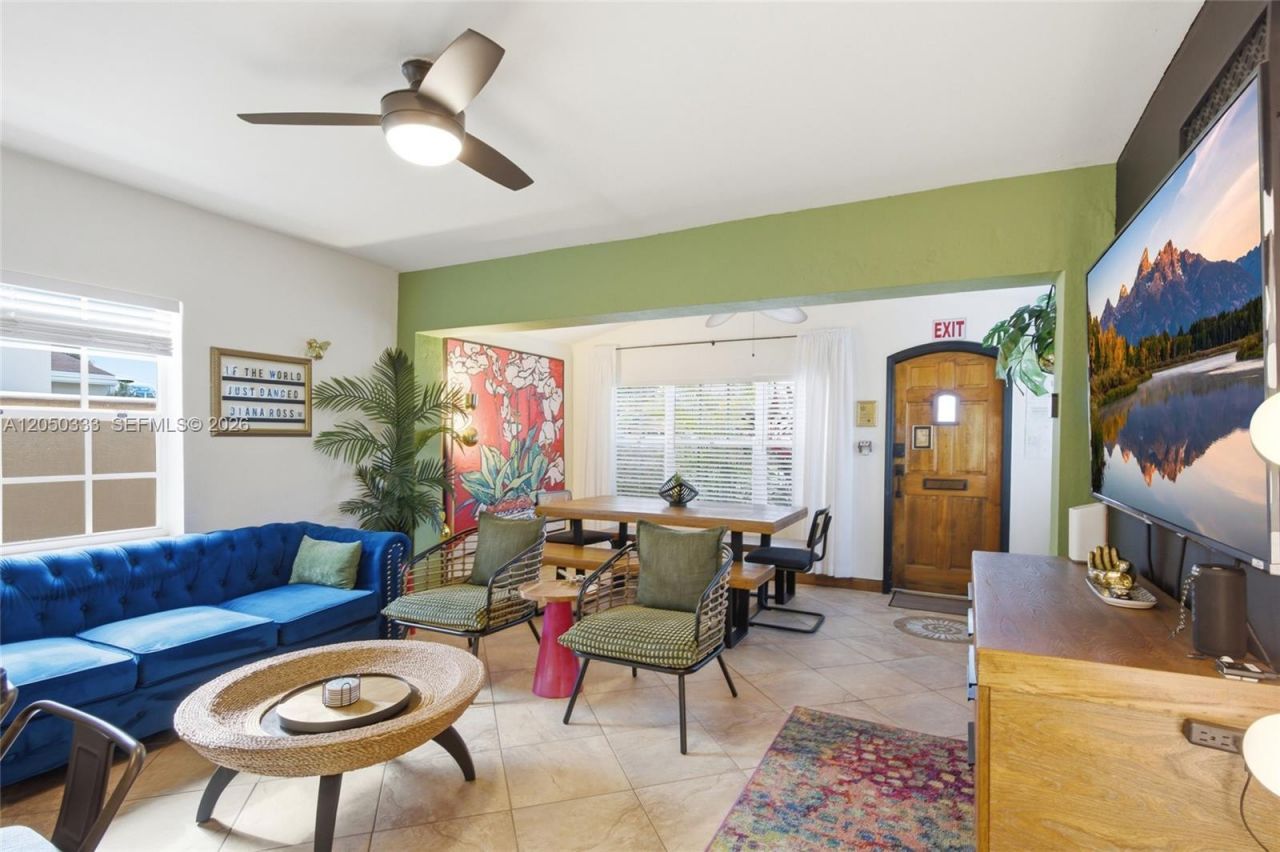2538 Liberty St , Hollywood, FL 33020 Photo