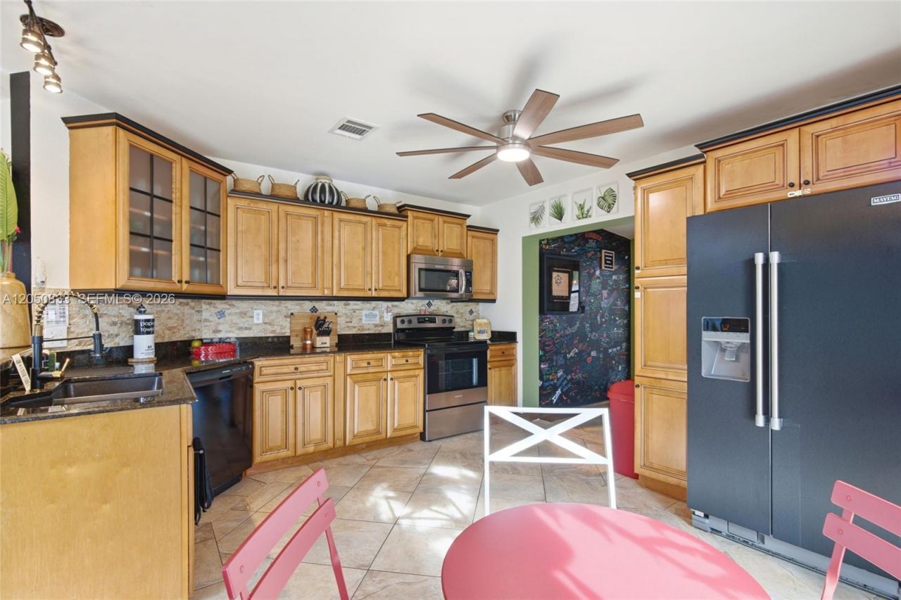 2538 Liberty St , Hollywood, FL 33020 Photo