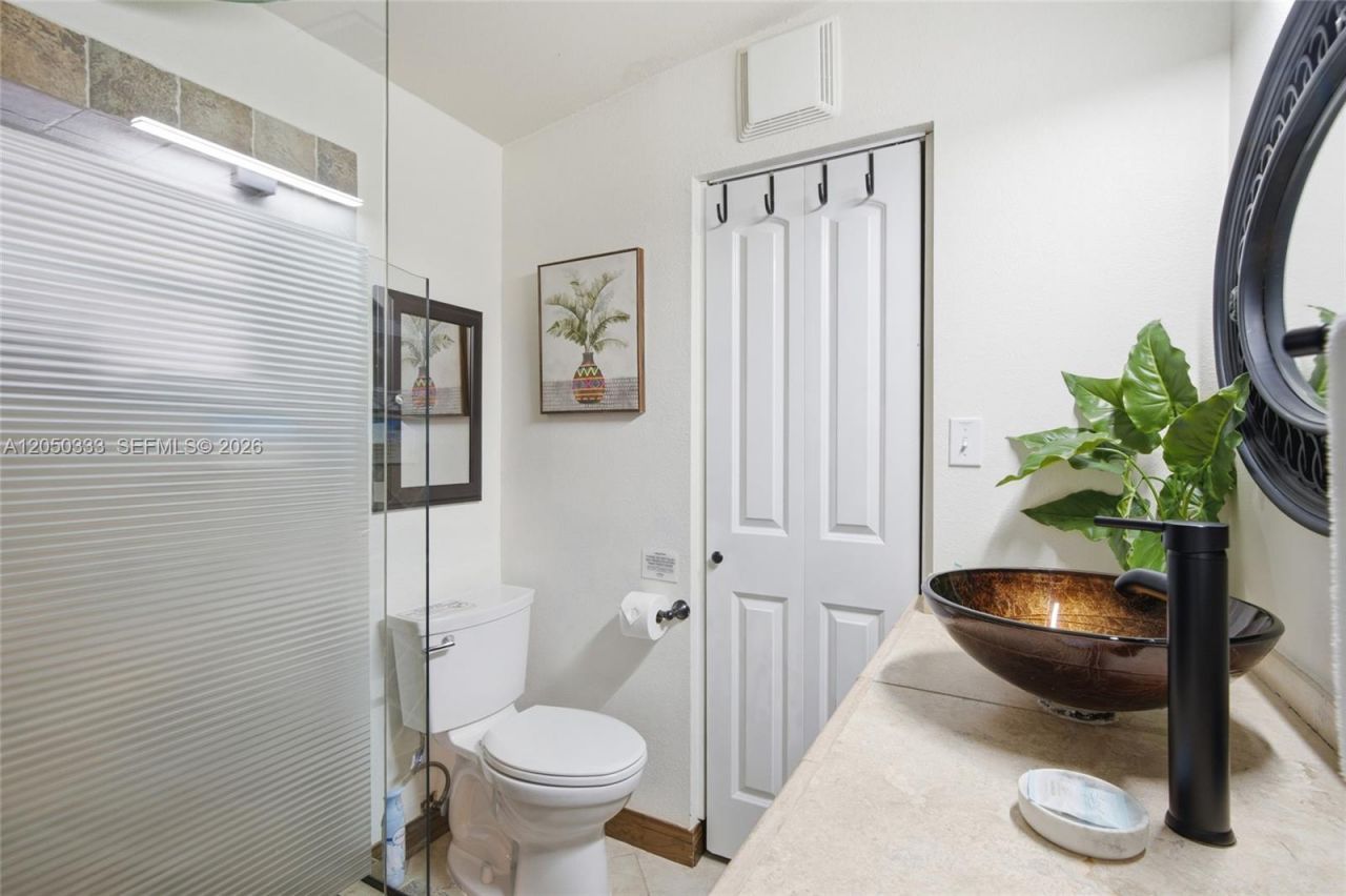 2538 Liberty St , Hollywood, FL 33020 Photo