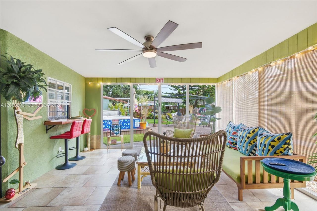 2538 Liberty St , Hollywood, FL 33020 Photo
