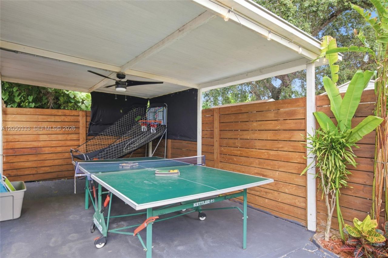 2538 Liberty St , Hollywood, FL 33020 Photo