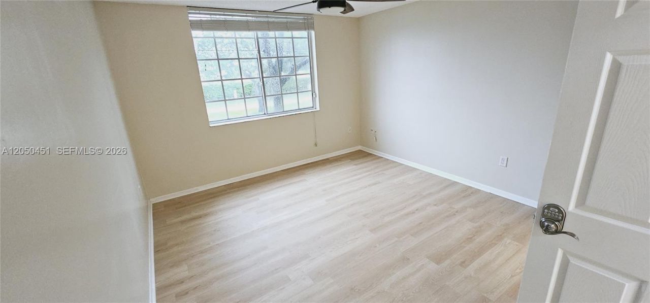 1707 Village Blvd, Unit 208, West Palm Beach, FL 33409 Photo