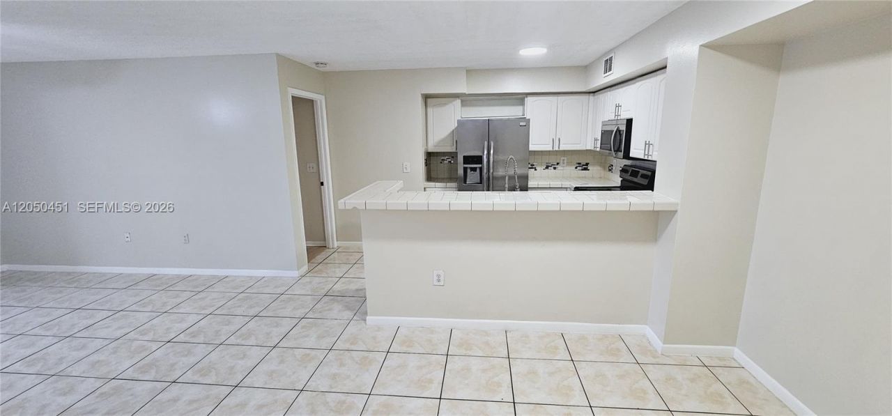 1707 Village Blvd , Unit 208, West Palm Beach, FL 33409 Photo