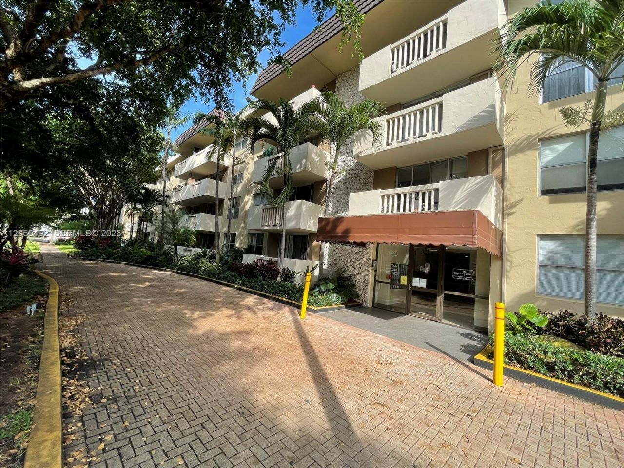 1800 Sans Souci Blvd, Unit 206, North Miami, FL 33181 Photo