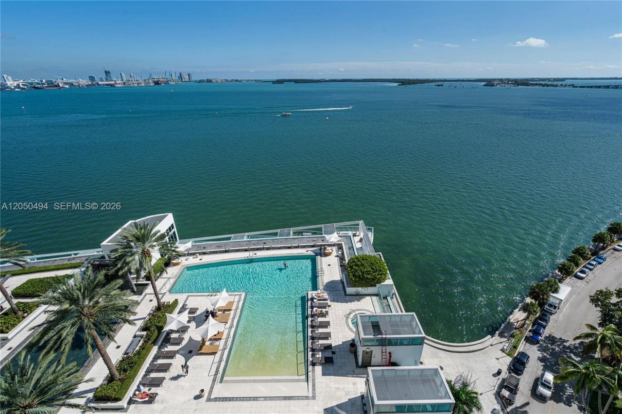 1331 Brickell Bay Dr, Unit 1611, Miami, FL 33131 Photo