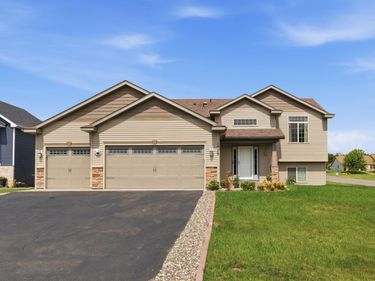 1729 Prairie View Lane NE, Sauk Rapids, MN 56379