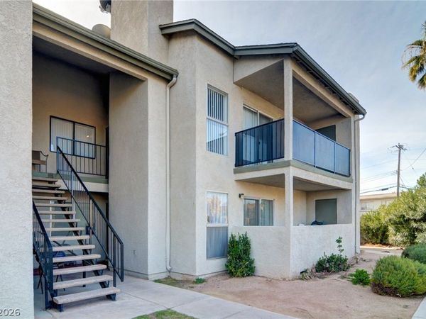2981 Country Manor Lane , Unit 117, Las Vegas, NV 89115