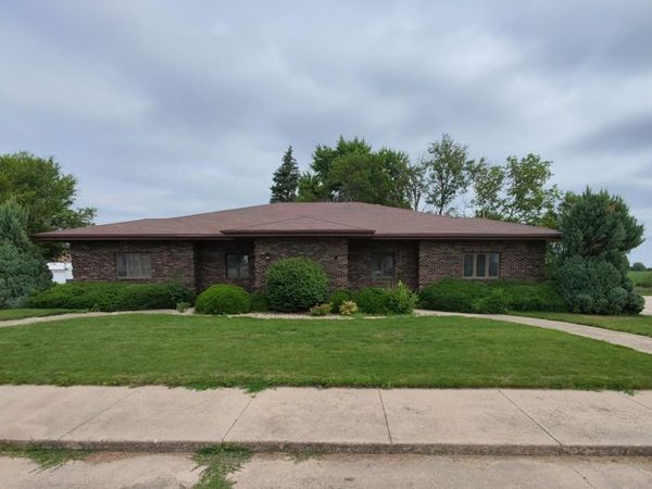 500 E Harrison Street , Pomeroy, IA 50575