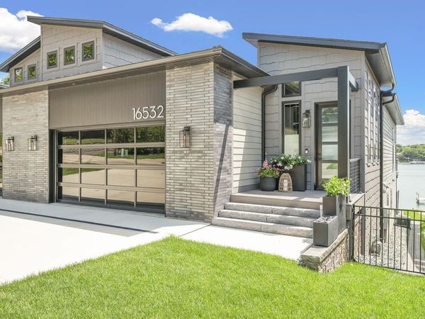 16532 255th Avenue, Spirit Lake, IA 51360