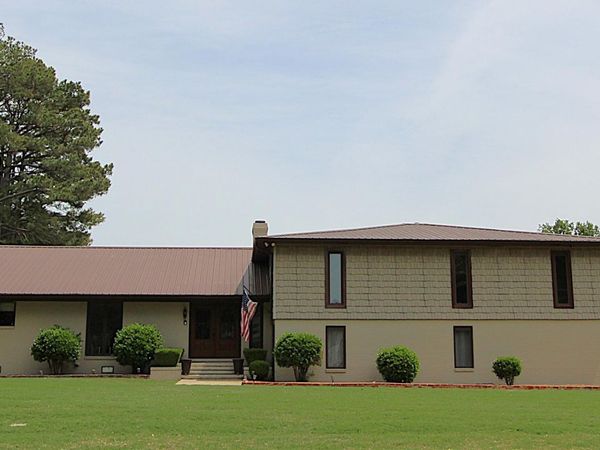 2222 Wedgewood Drive, Union City, TN 38261