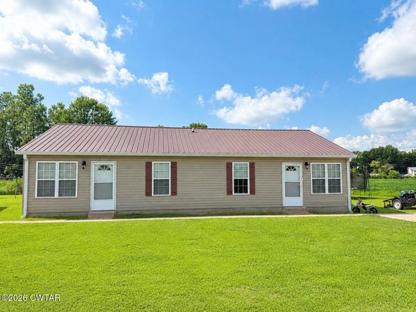 101 Light Drive , Dyersburg, TN 38024