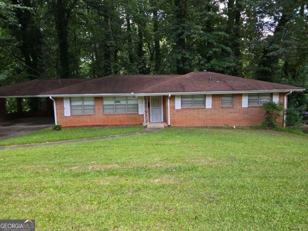 5527 Andrew Drive SW, Mableton, GA 30126