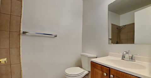 5644 Odea Dr, Sacramento, CA 95824 Photo