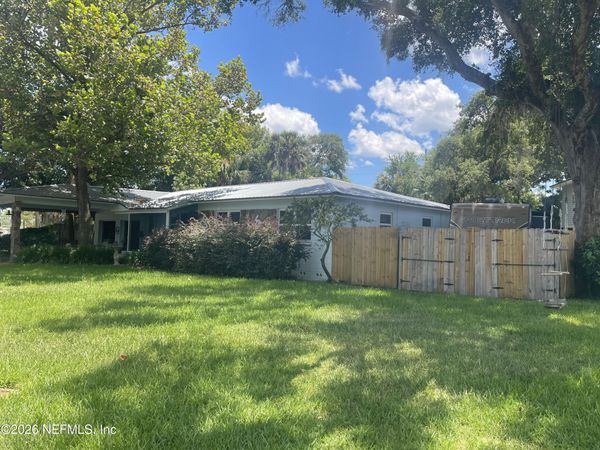 1104 5TH Avenue N, Jacksonville Beach, FL 32250