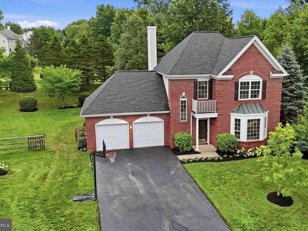 5 RUMSON COURT, PENNINGTON, NJ 08534