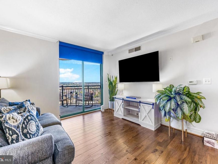 414 Water Street, Unit 2507, Baltimore, MD 21202 Main Photo