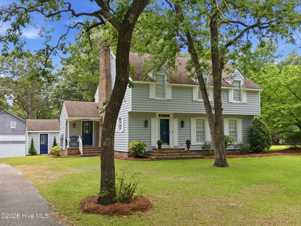 111 N Wedgewood Drive, Washington, NC 27889