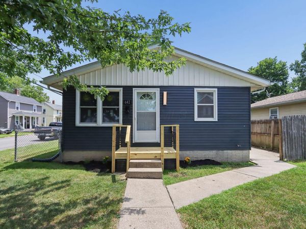 642 Mckinley Avenue W, Lancaster, OH 43130