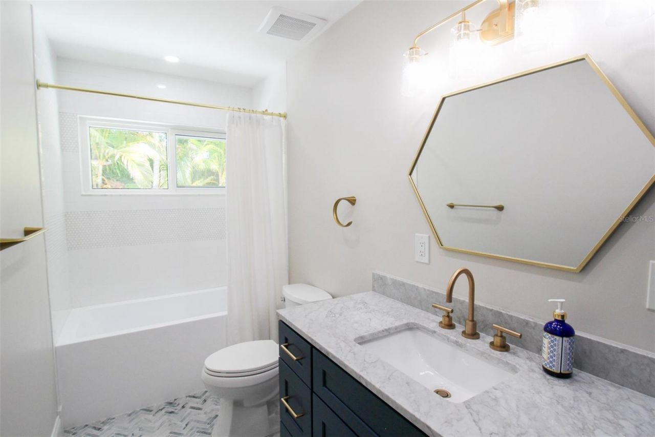 691 Russell Street , Longboat Key, FL 34228 Photo