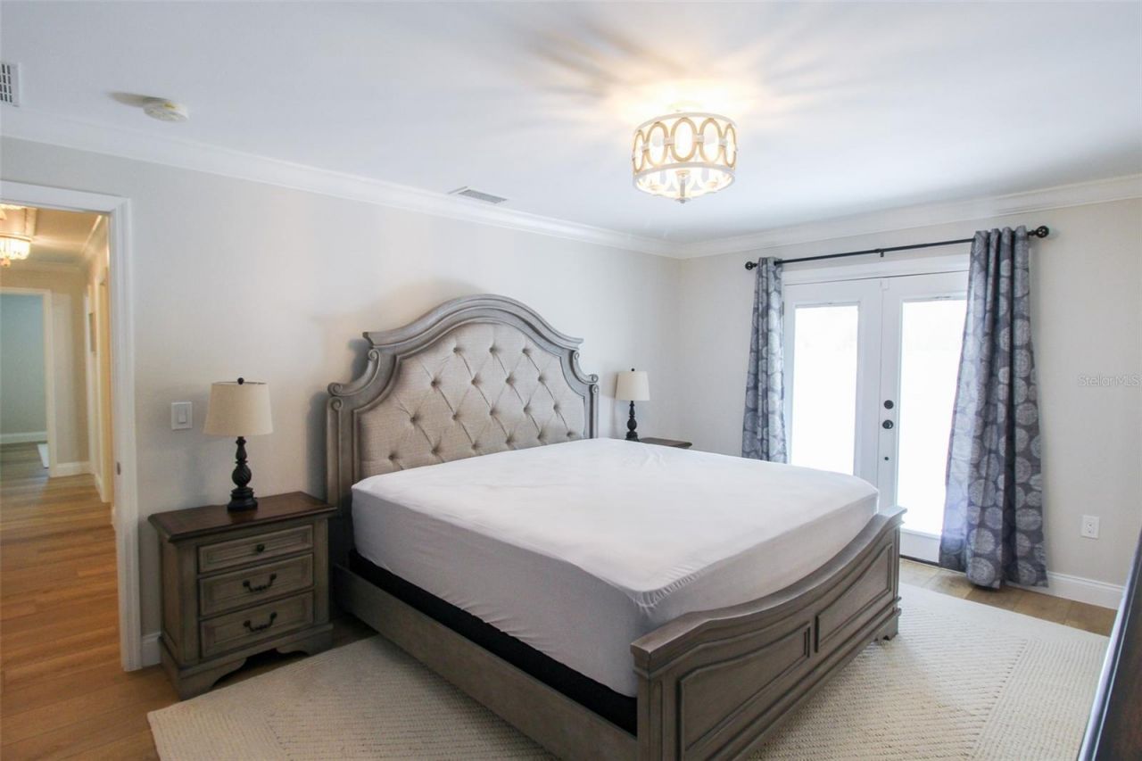 691 Russell Street , Longboat Key, FL 34228 Photo