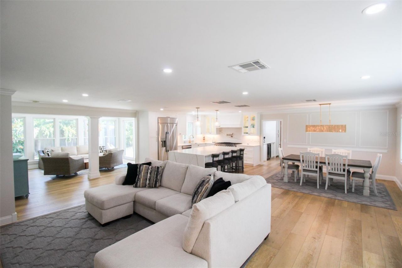 691 Russell Street , Longboat Key, FL 34228 Photo