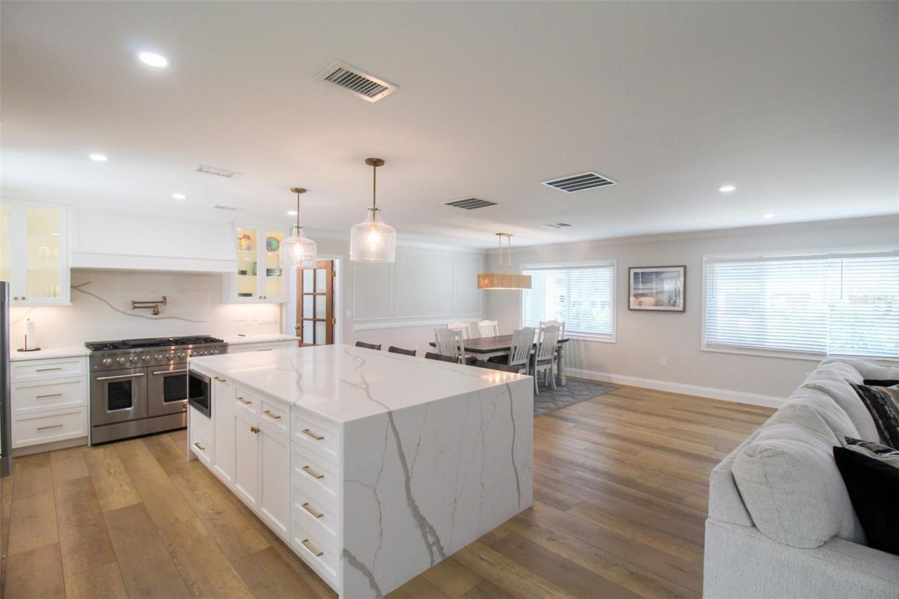 691 Russell Street , Longboat Key, FL 34228 Photo