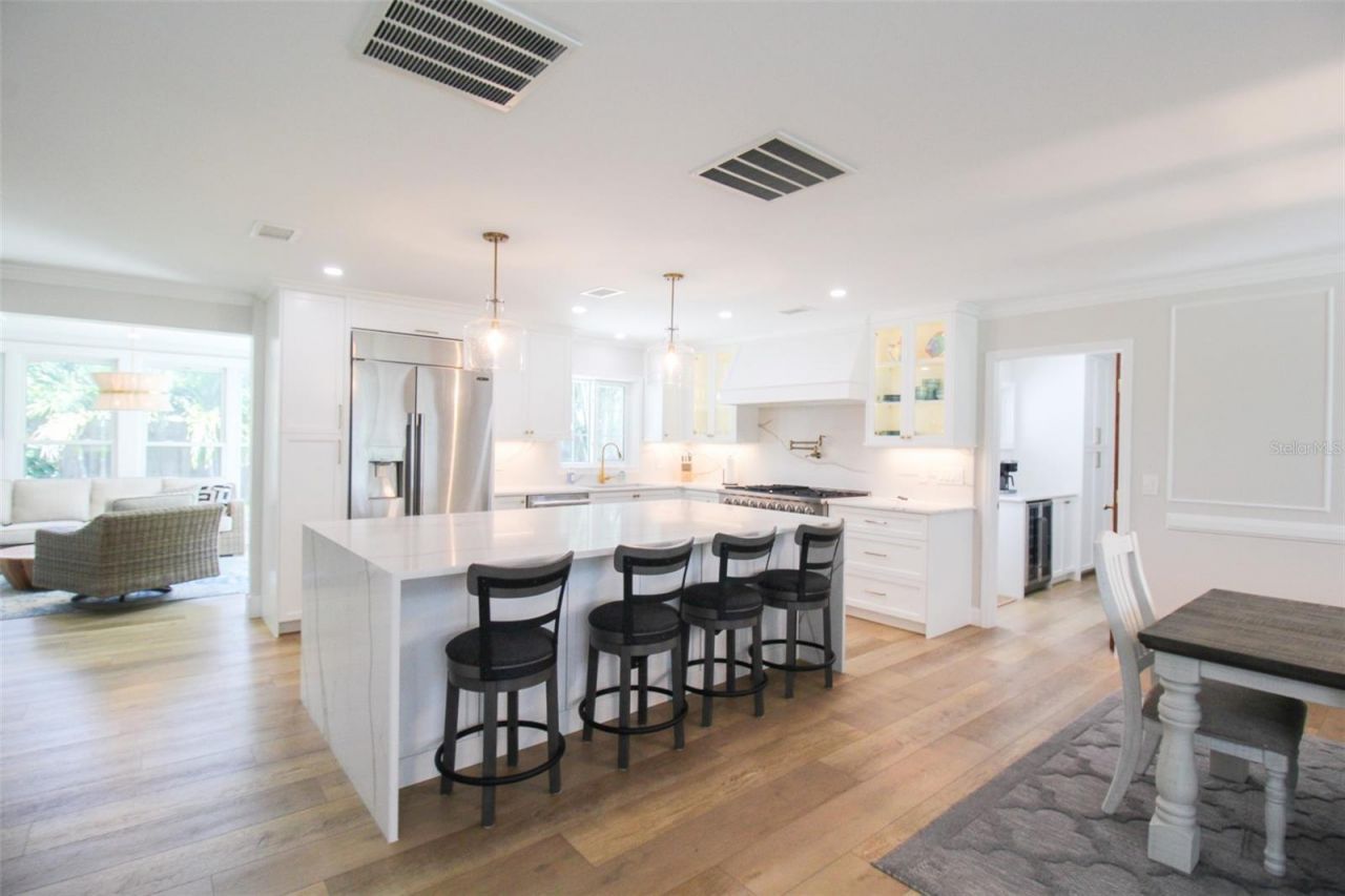691 Russell Street , Longboat Key, FL 34228 Photo