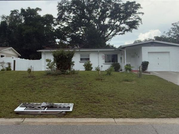 10912 N 61ST STREET , TAMPA, FL 33617