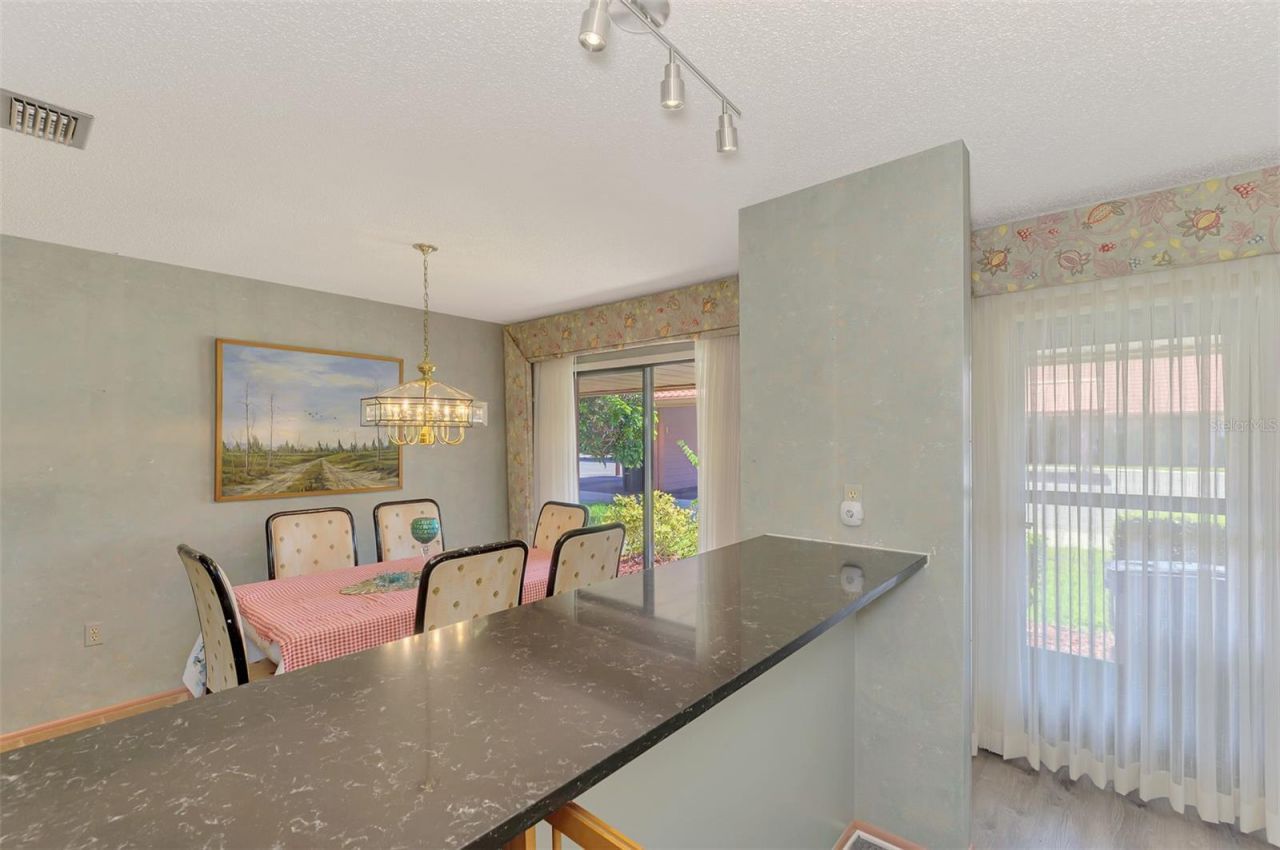 6698 Draw Lane, Unit 140, Sarasota, FL 34238 Photo