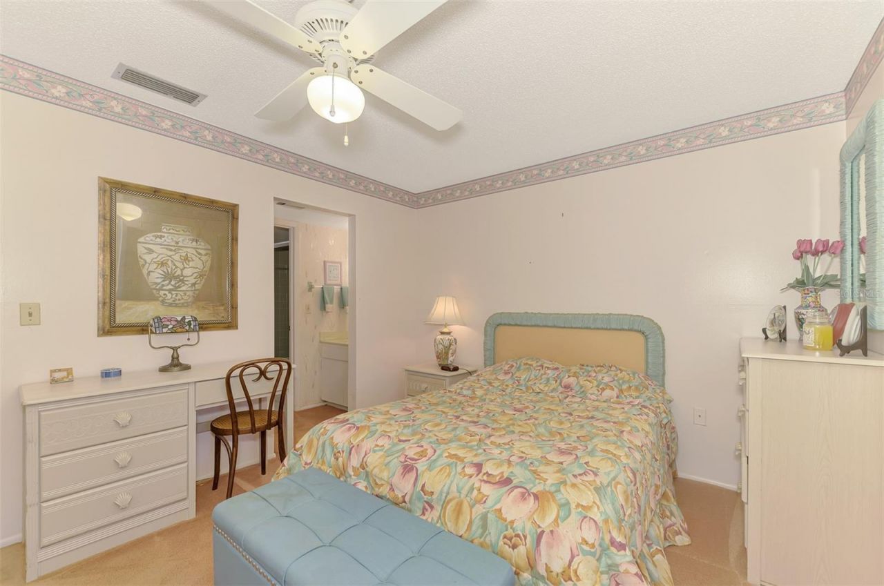 6698 Draw Lane, Unit 140, Sarasota, FL 34238 Photo
