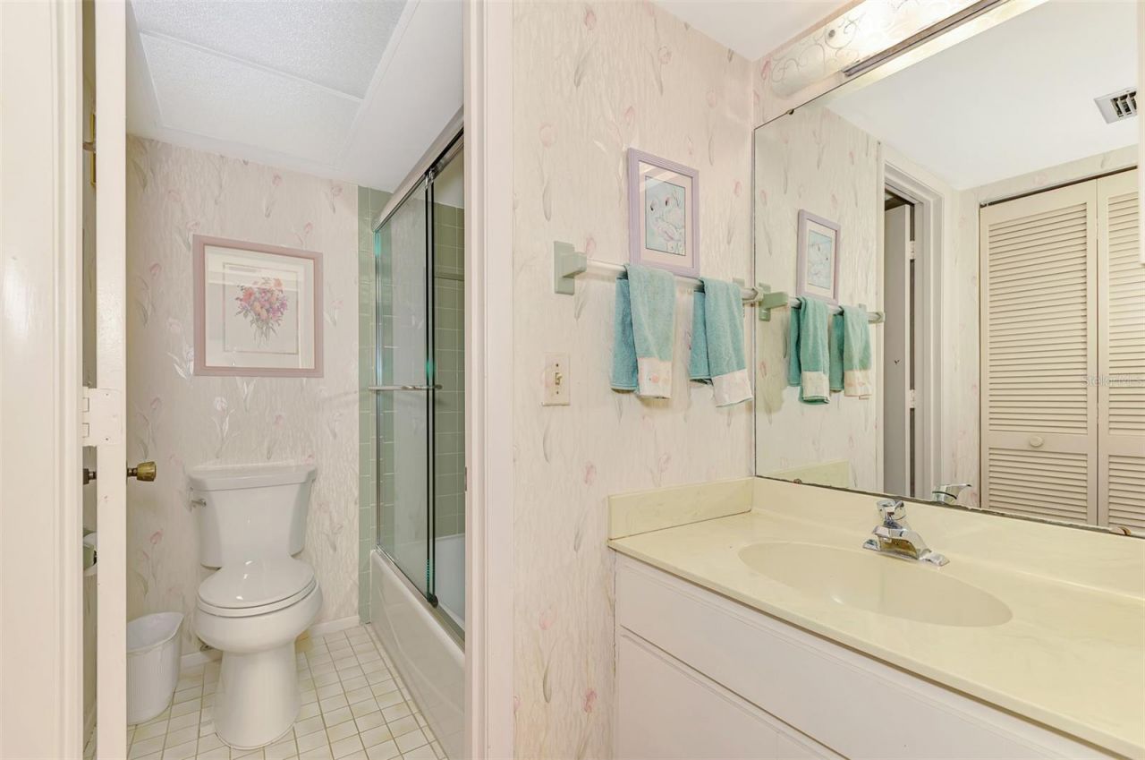 6698 Draw Lane, Unit 140, Sarasota, FL 34238 Photo